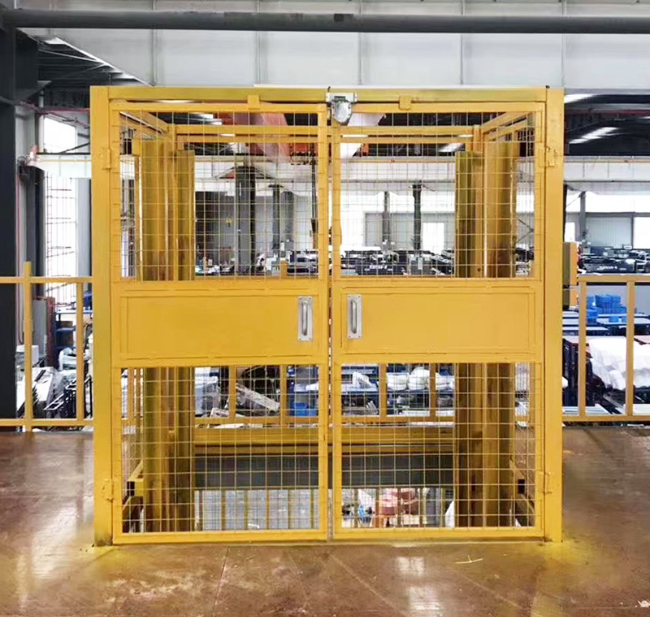 内蒙古智能导轨式升降机亮相