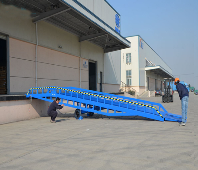 内蒙古移动式登车桥应用